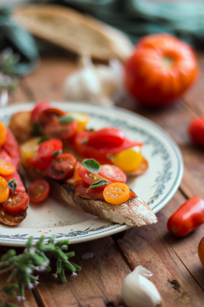 Tartines ail et tomates