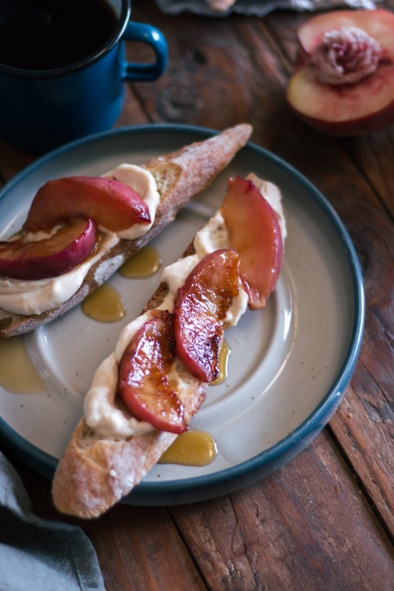 Tartines creamcheese et pêche