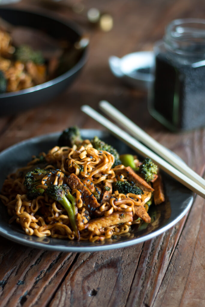 Nouilles tofu brocoli