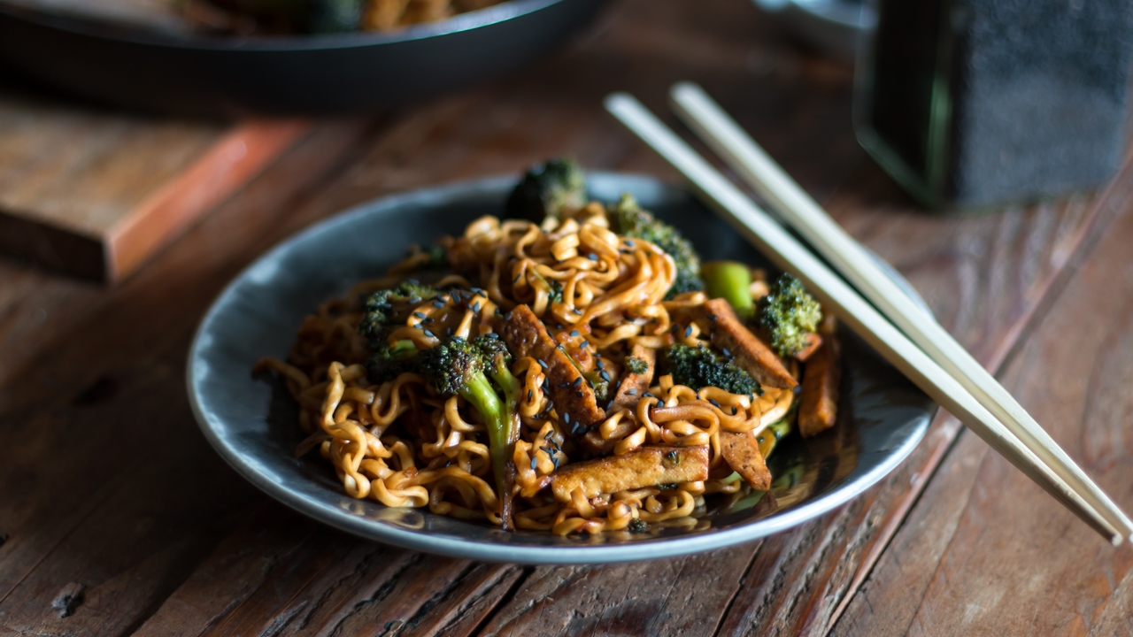 Nouilles tofu brocoli