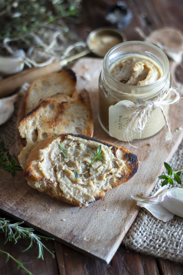 Crème d'ail au parmesan