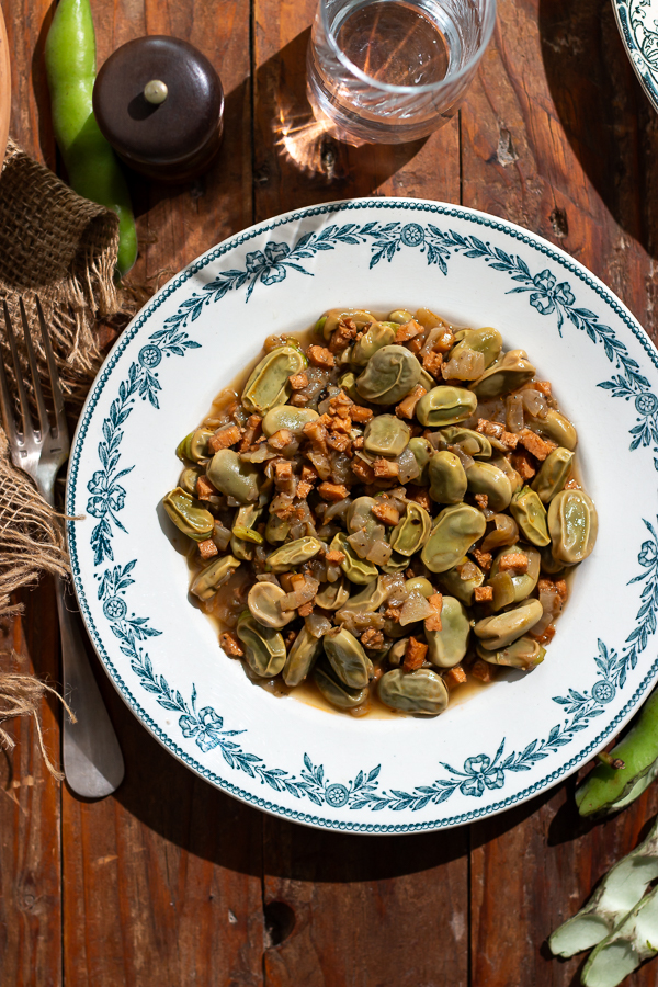 Feves aux lardons et sirop
